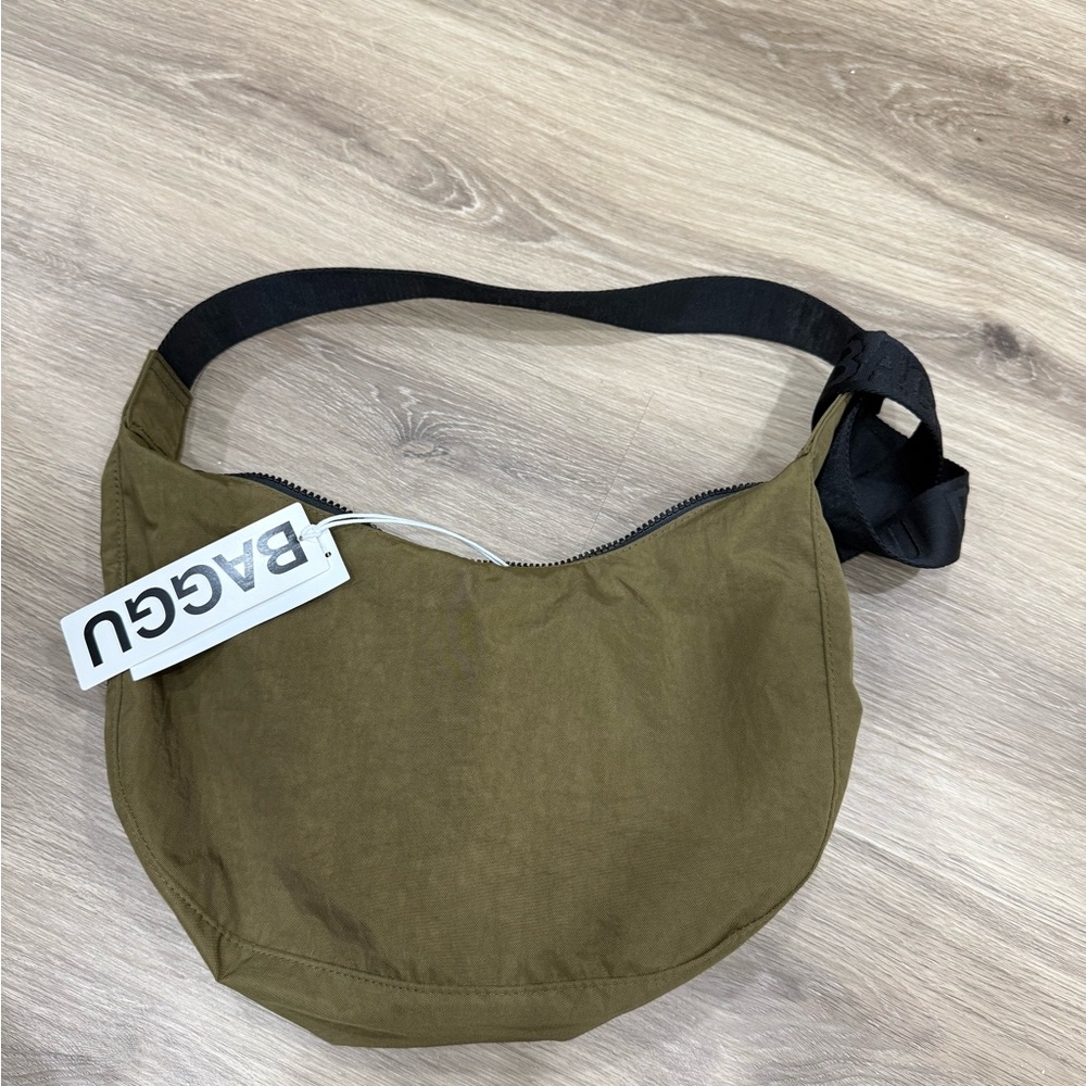 BAGGU Army Green Crescent Nylon Bag